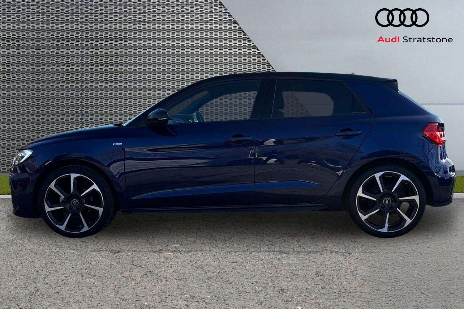 Used Audi A1 2023 for sale - 76442405: Photo 8