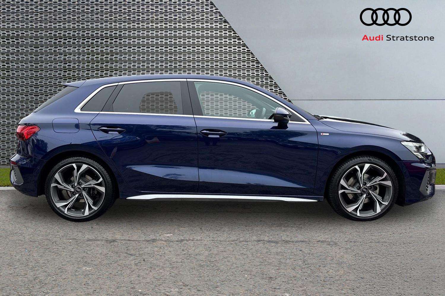 Used Audi A3 2023 for sale - 76401395: Photo 4