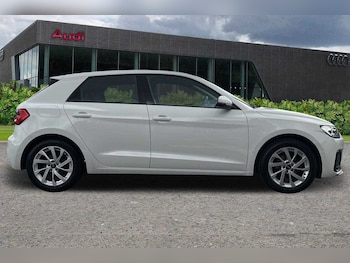 Used Audi A1 2023 for sale - 76125948: Photo 4