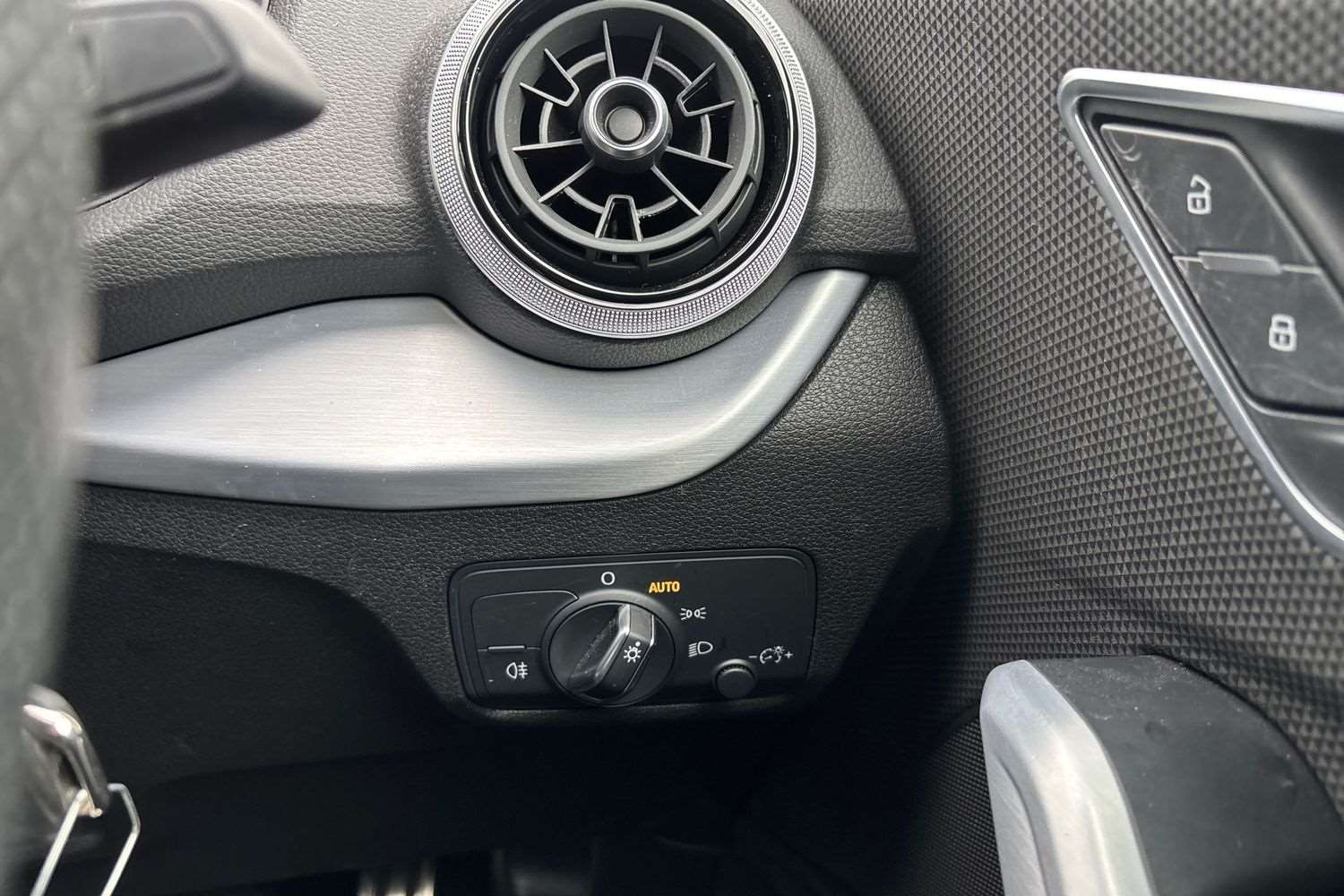 Used Audi Q2 2022 for sale - 77158384: Photo 31