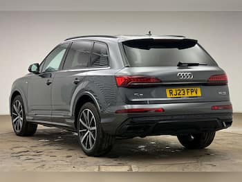 Used Audi Q7 2023 for sale - 79702947: Photo