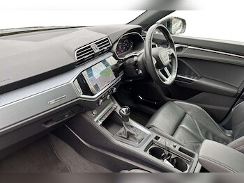 Used Audi Q3 2021 for sale - 77051430: Photo