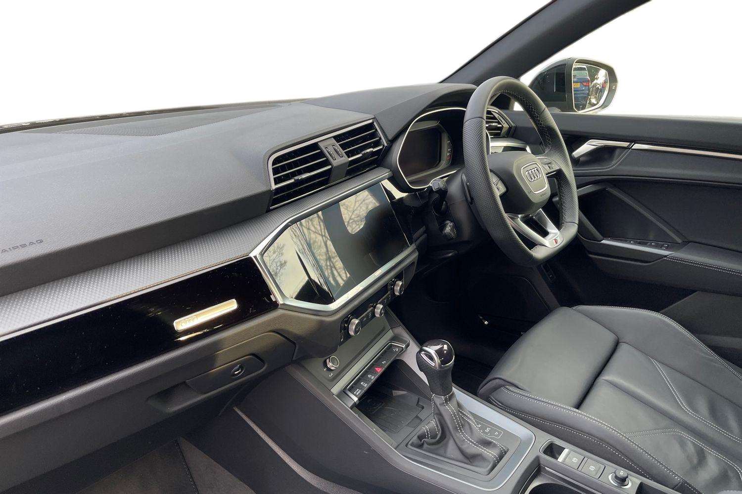 Used Audi Q3 2025 for sale - 77032157: Photo 2