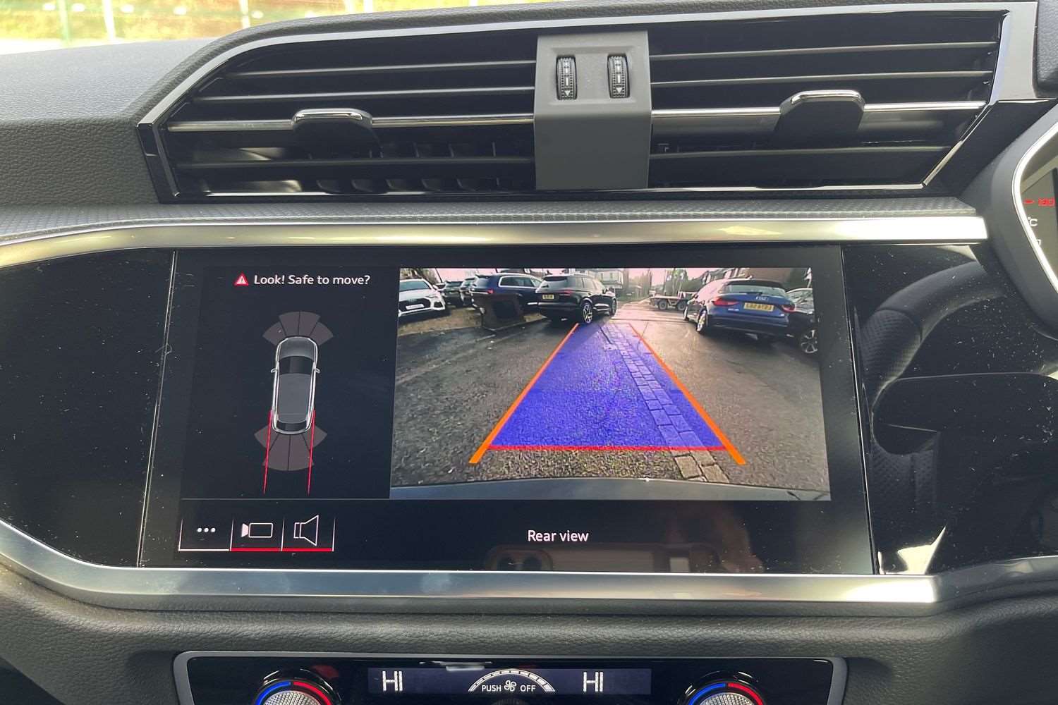 Used Audi Q3 2025 for sale - 77032157: Photo 33