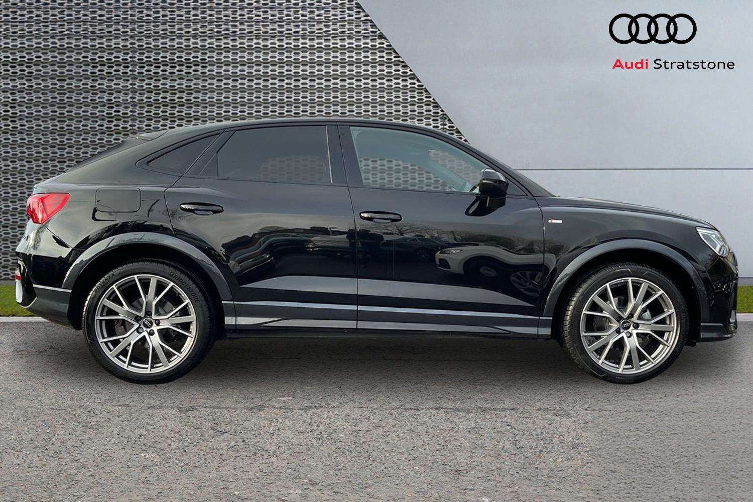Used Audi Q3 2025 for sale - 77032157: Photo 4