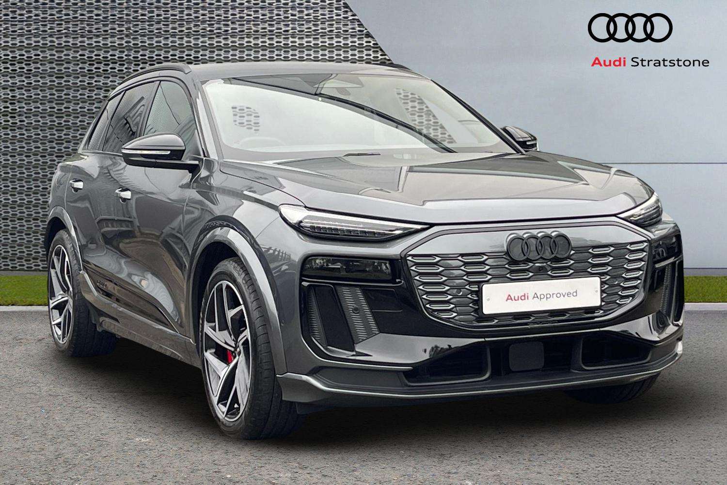 Used Audi Q6 e-tron 2024 for sale - 75981220: Photo 1