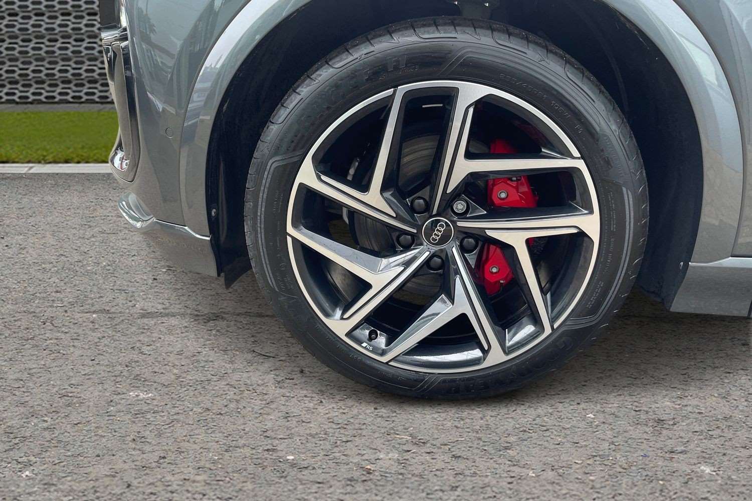 Used Audi Q6 e-tron 2024 for sale - 75981220: Photo 11