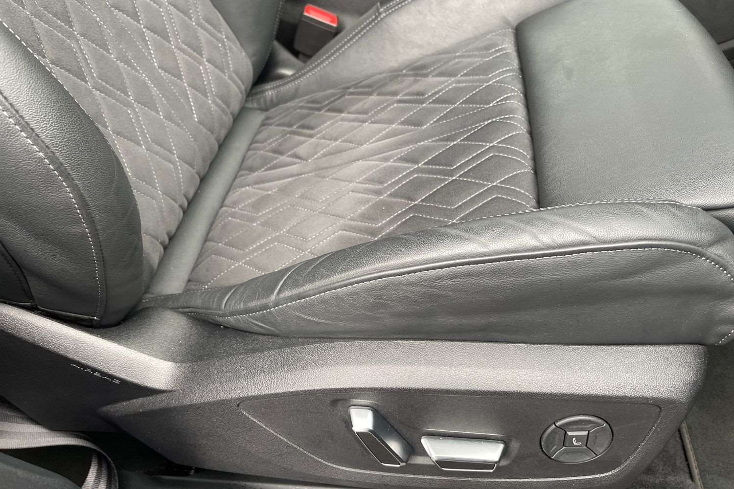 Used Audi Q6 e-tron 2024 for sale - 75981220: Photo 30