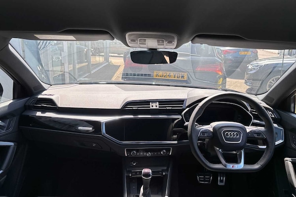 Used Audi Q3 2024 for sale - 76113527: Photo 12
