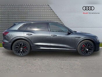 Used Audi Q8 2023 for sale - 77972739: Photo