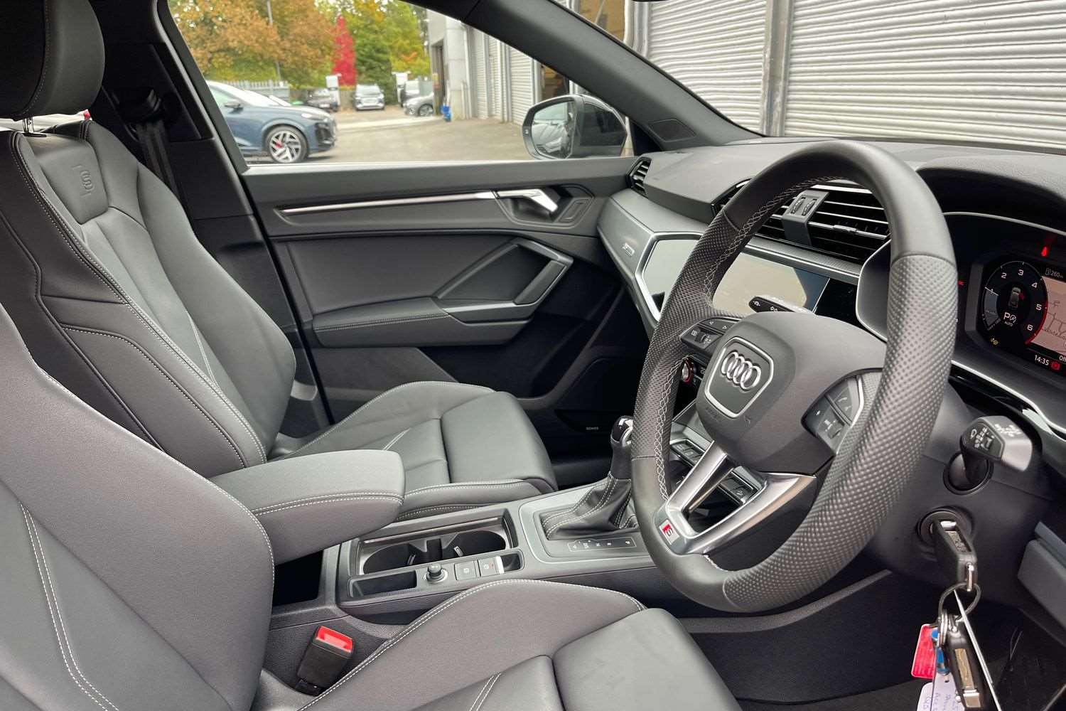 Used Audi Q3 2025 for sale - 76262360: Photo 2