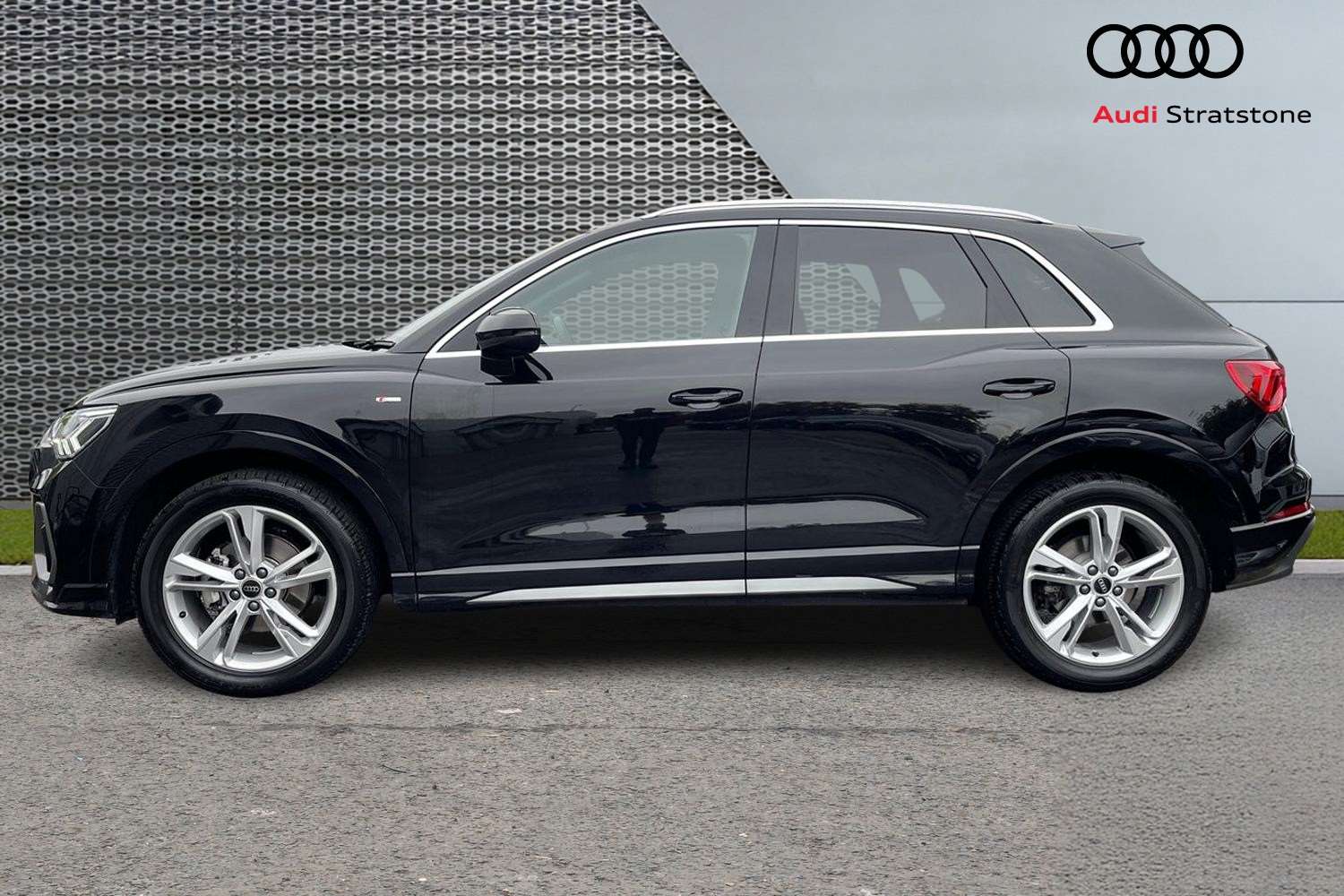 Used Audi Q3 2025 for sale - 76262360: Photo 8