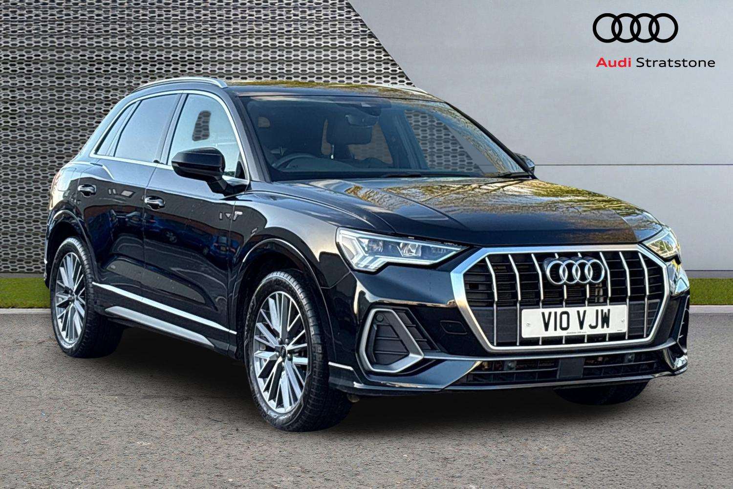 Used Audi Q3 2024 for sale - 76789406: Photo 1