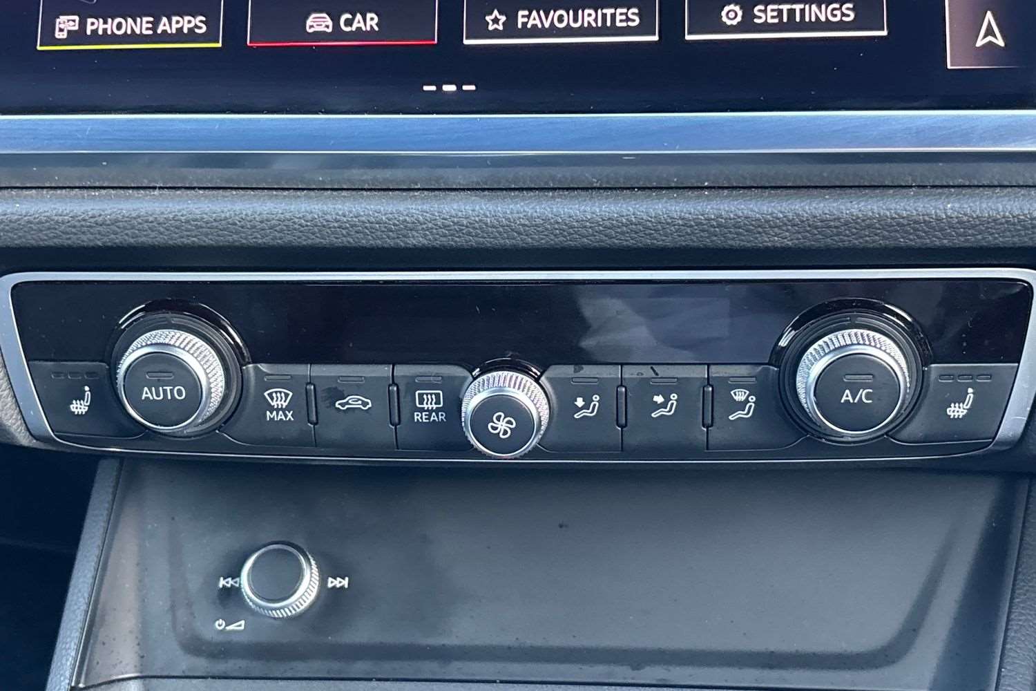 Used Audi Q3 2024 for sale - 76789406: Photo 28