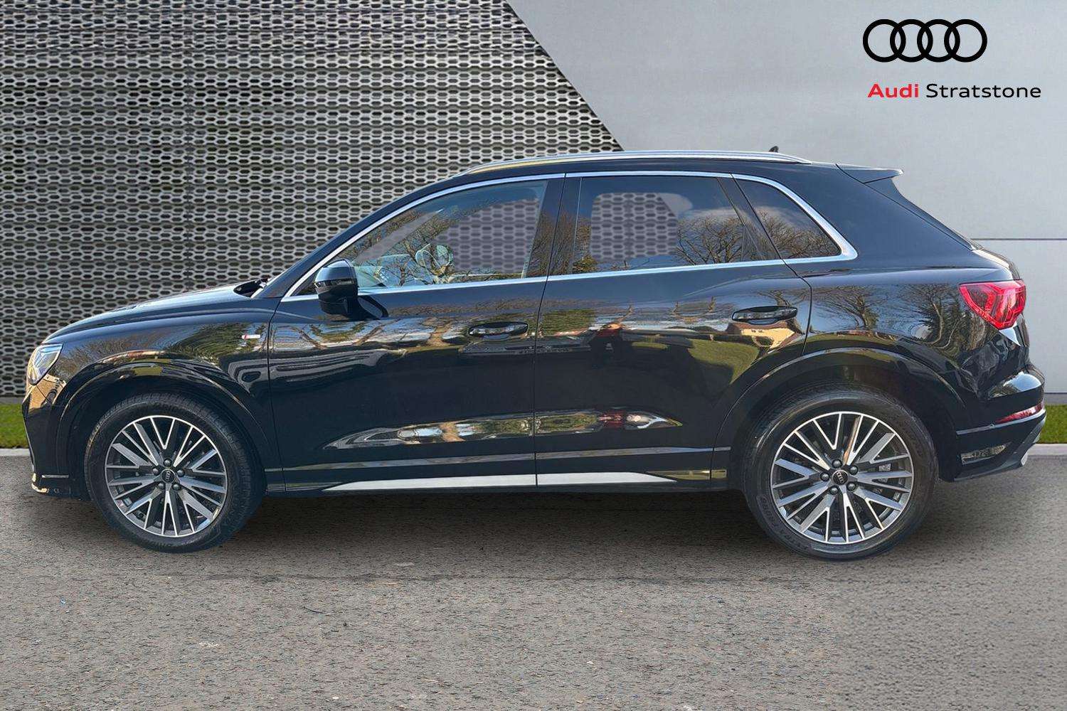 Used Audi Q3 2024 for sale - 76789406: Photo 8