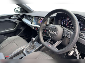 Used Audi A1 2022 for sale - 76045272: Photo 2