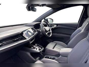 Used Audi Q4 e-tron 2025 for sale - 77787163: Photo