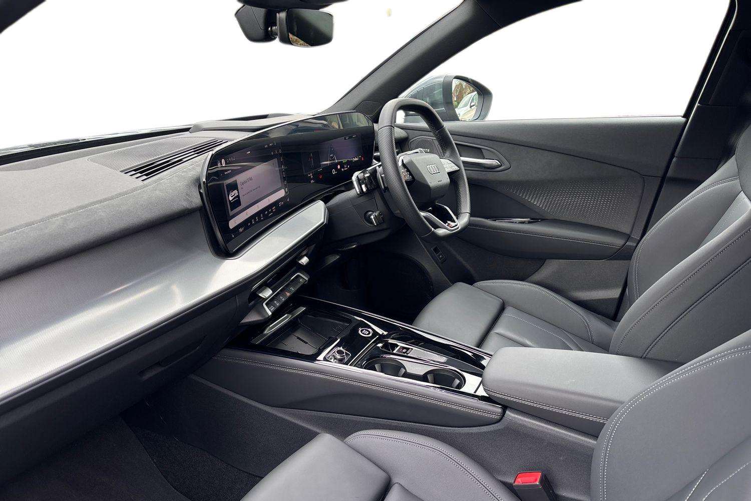 Used Audi Q3 2025 for sale - 77526928: Photo 2