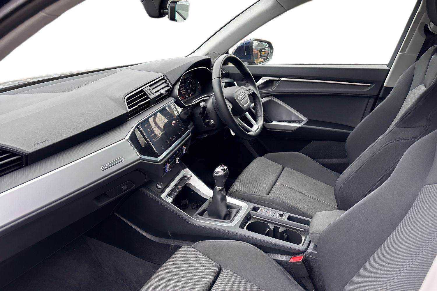 Used Audi Q3 2024 for sale - 77810879: Photo 2