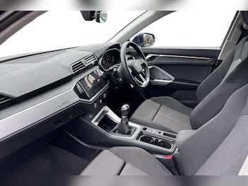 Used Audi Q3 2024 for sale - 77810879: Photo