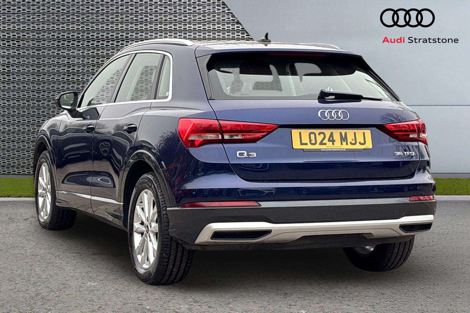 Used Audi Q3 2024 for sale - 77810879: Photo 3