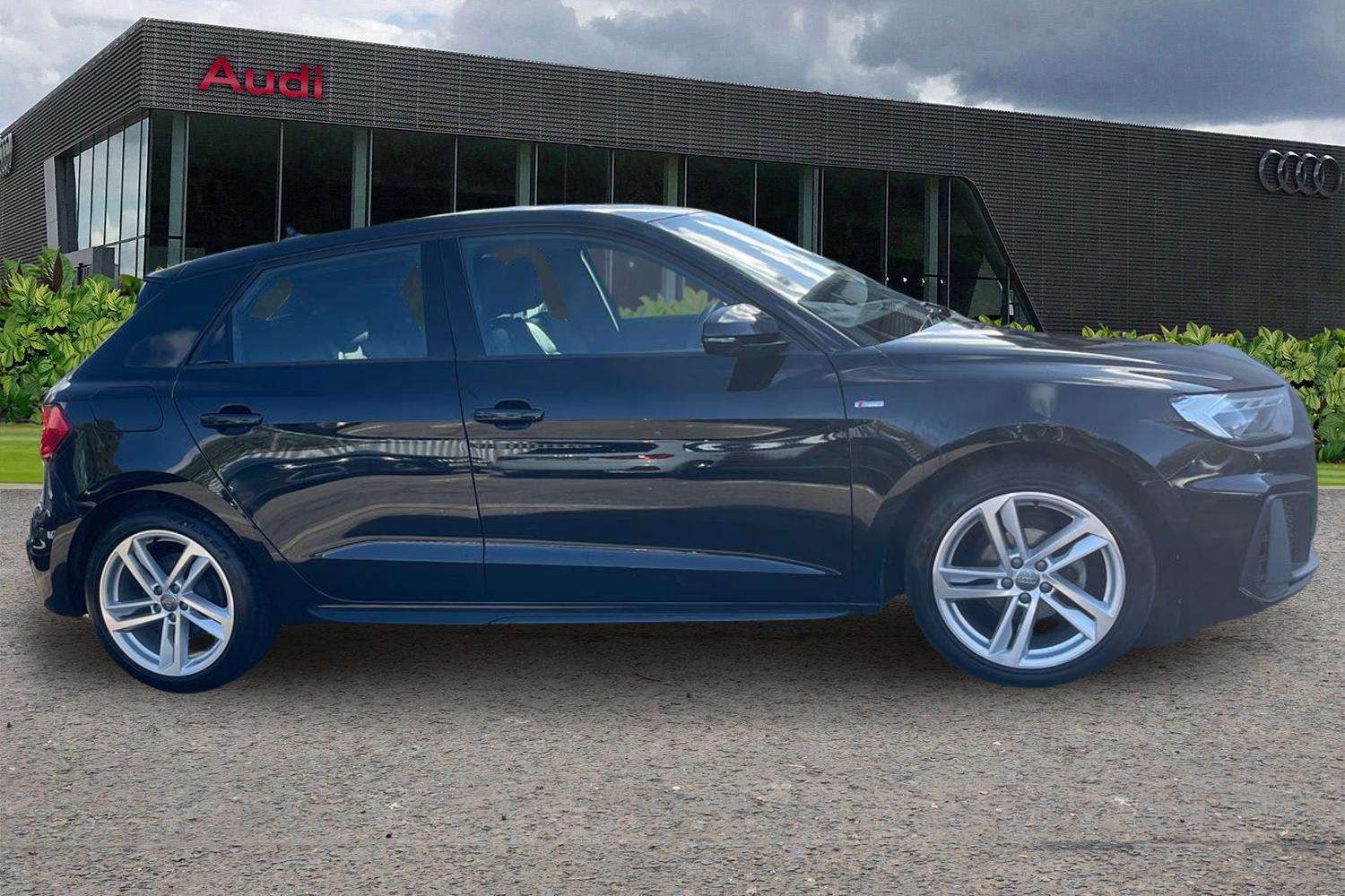 Used Audi A1 2020 for sale - 76170147: Photo 4