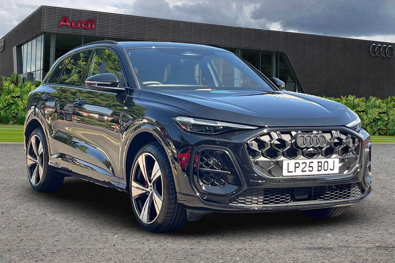 Used Audi Q5 2025 for sale - 76435574: Photo 1
