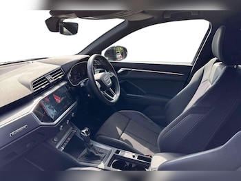 Used Audi Q3 2021 for sale - 78774869: Photo