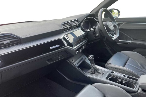 Used Audi Q3 2024 for sale - 74911197: Photo 2
