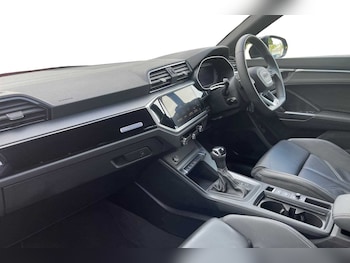 Used Audi Q3 2024 for sale - 74911197: Photo