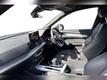 Used Audi Q5 2022 for sale - 78732139: Photo