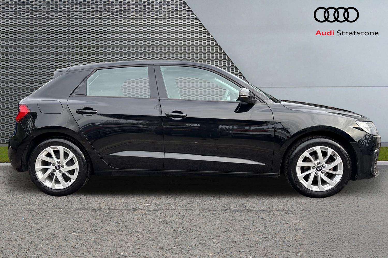 Used Audi A1 2021 for sale - 76022440: Photo 4