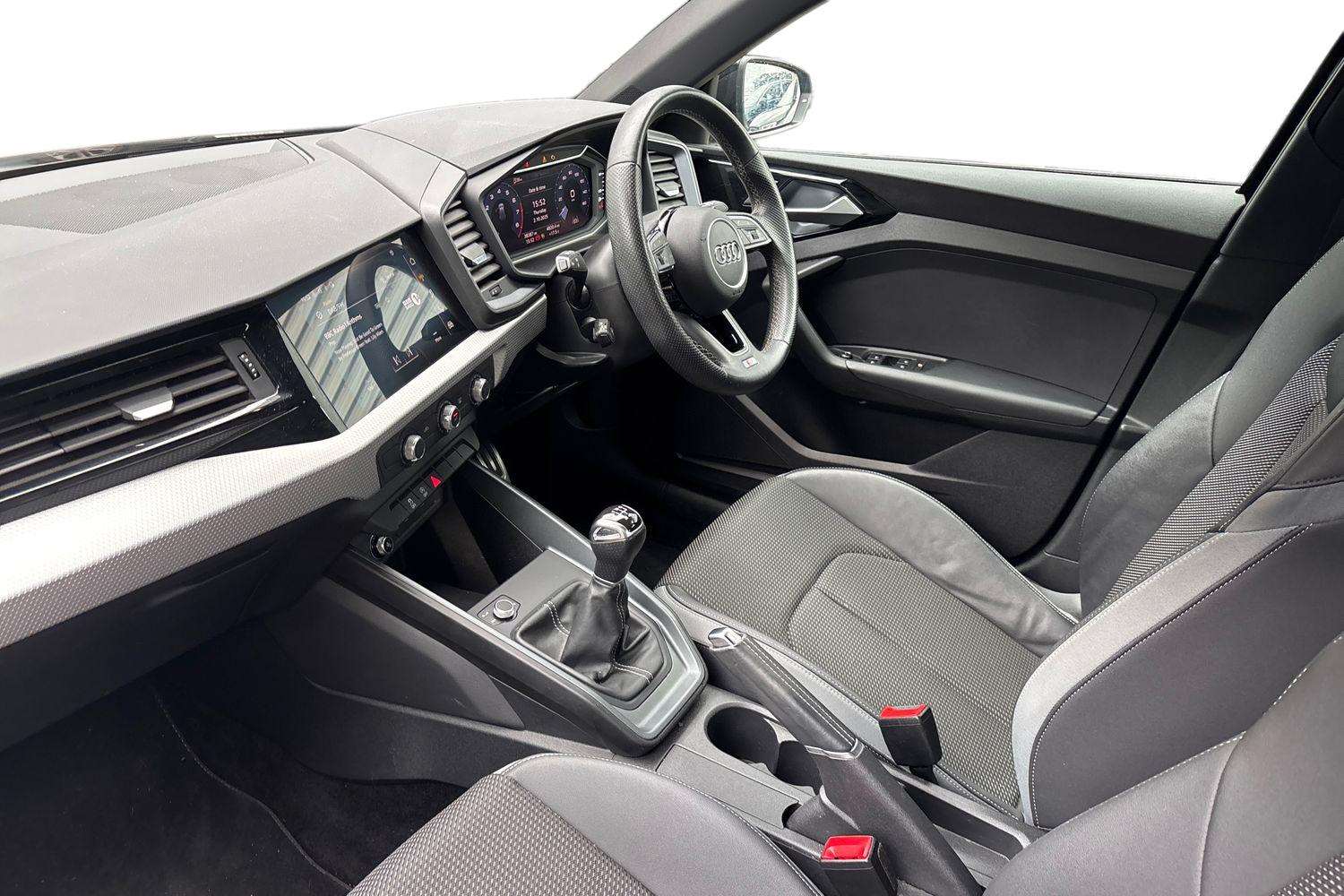 Used Audi A1 2021 for sale - 77333852: Photo 2