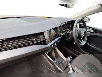 Used Audi A1 2023 for sale - 76540770: Photo