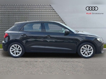 Used Audi A1 2023 for sale - 76540770: Photo