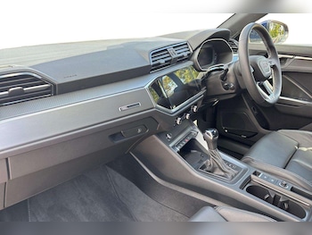 Used Audi Q3 2024 for sale - 79556339: Photo
