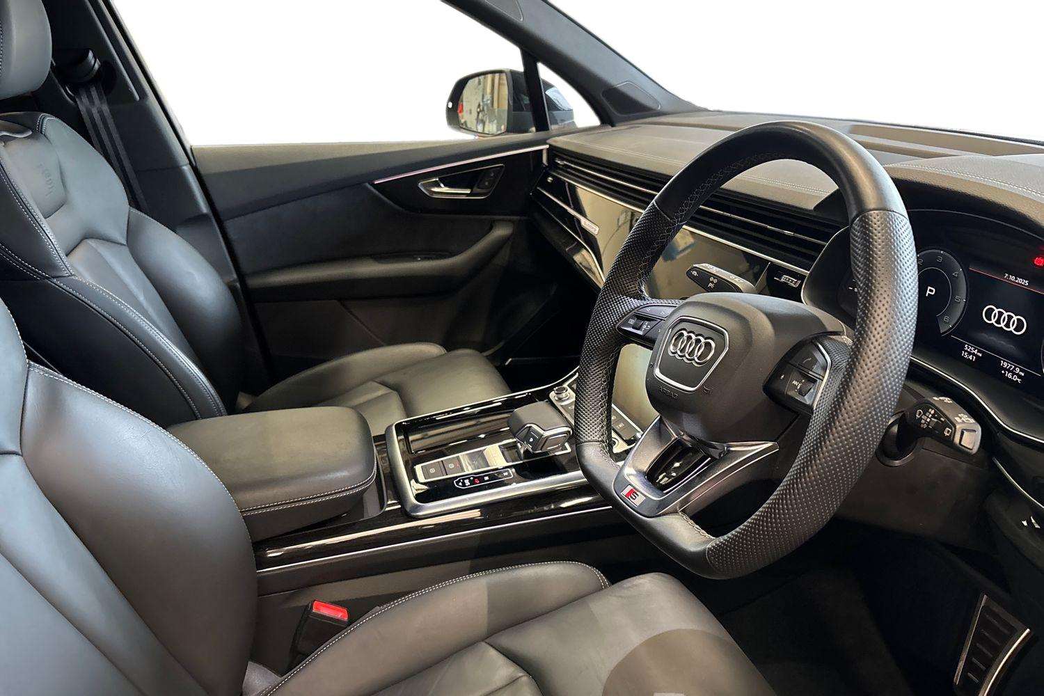 Used Audi Q7 2025 for sale - 77373807: Photo 2