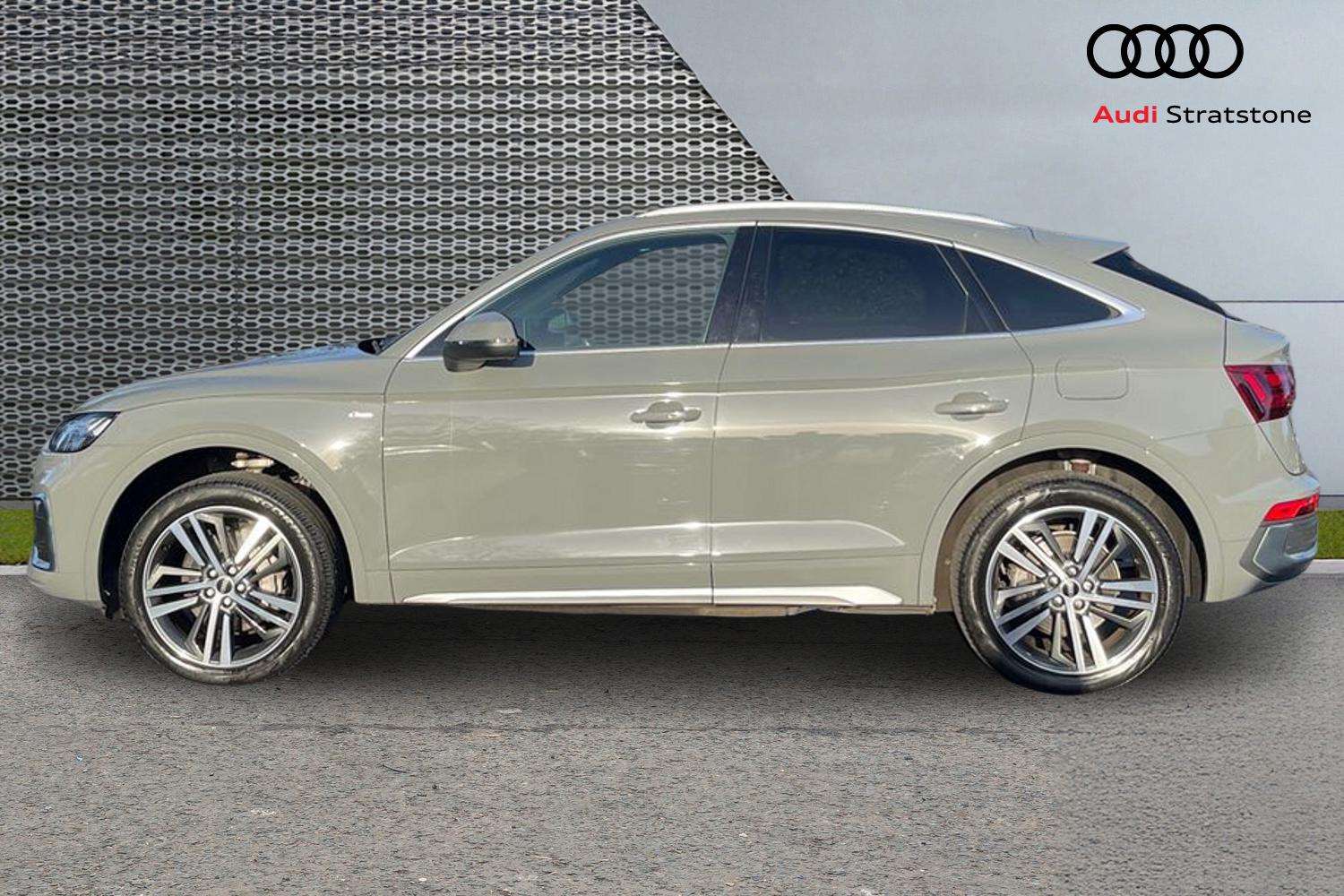 Used Audi Q5 2022 for sale - 77206373: Photo 8