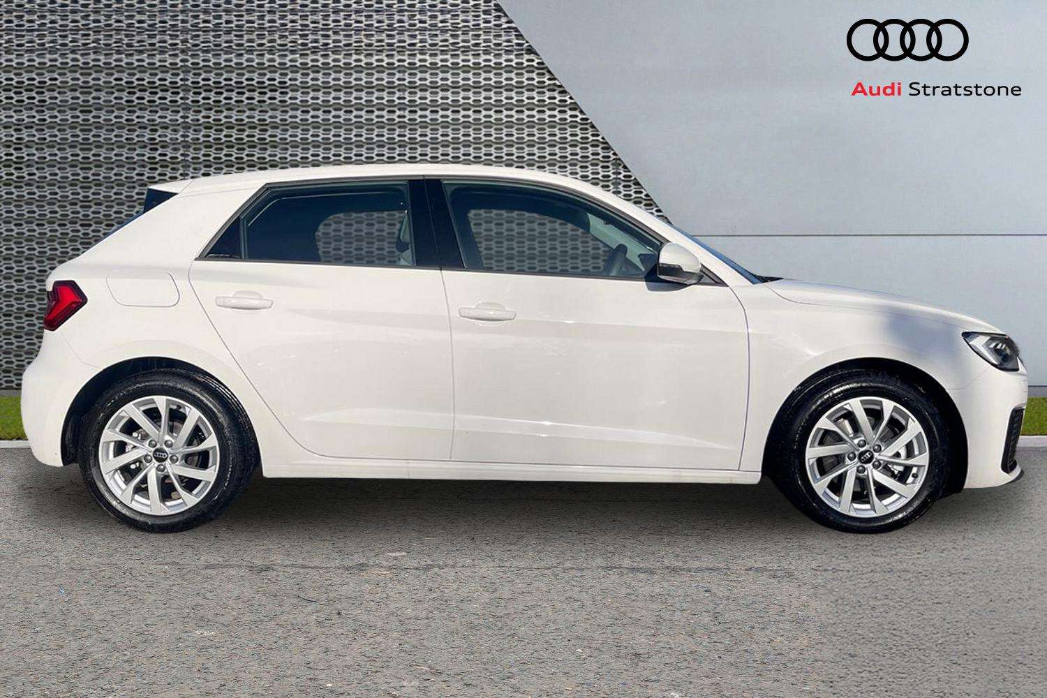 Used Audi A1 2025 for sale - 76774196: Photo 4