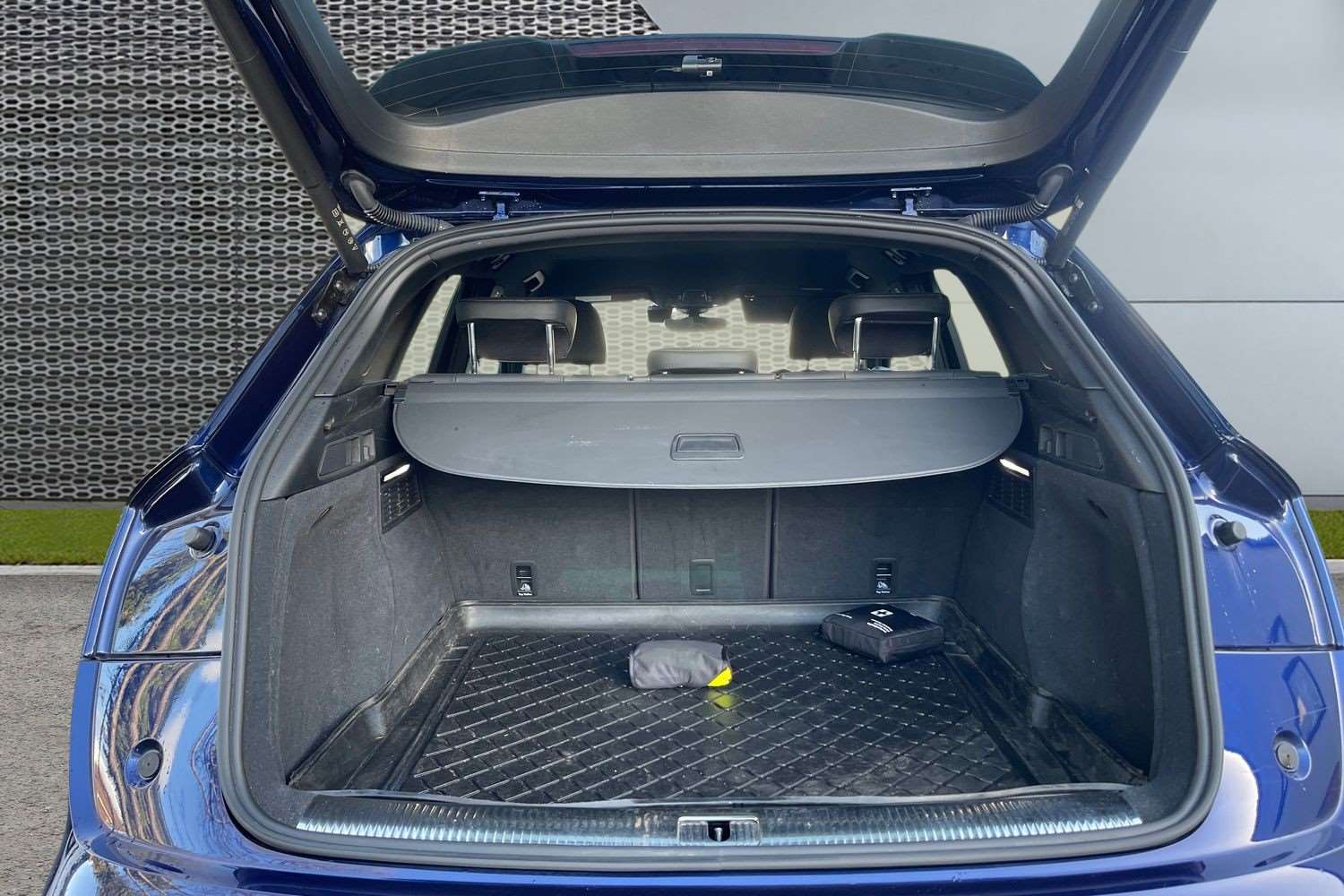 Used Audi Q5 2023 for sale - 76761158: Photo 13