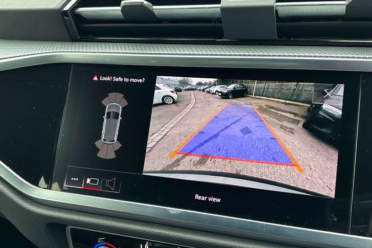 Used Audi Q3 2021 for sale - 77601352: Photo 26