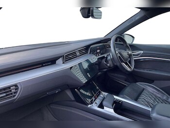 Used Audi e-tron 2021 for sale - 77674844: Photo