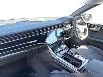 Used Audi Q8 2023 for sale - 78321770: Photo