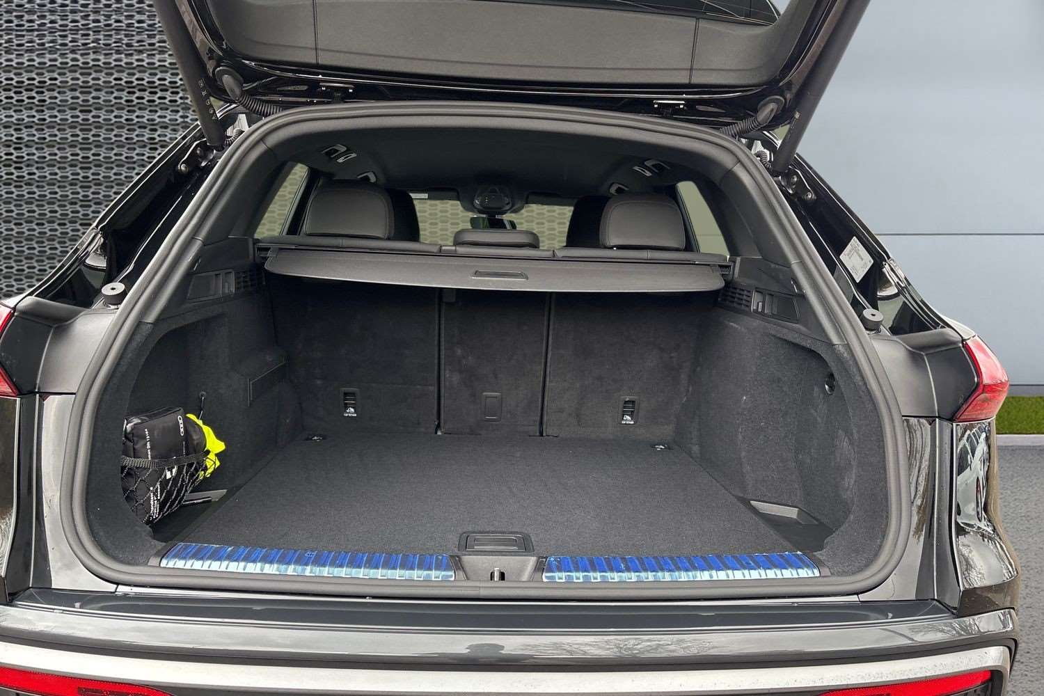 Used Audi Q5 2025 for sale - 76339547: Photo 13