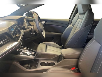 Used Audi Q4 e-tron 2025 for sale - 75968096: Photo