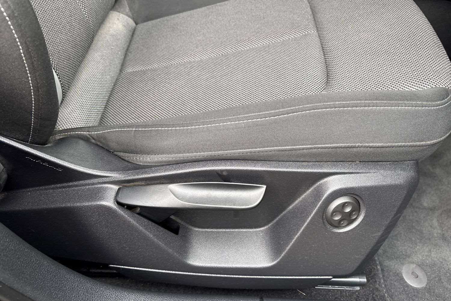Used Audi Q2 2025 for sale - 76141945: Photo 31