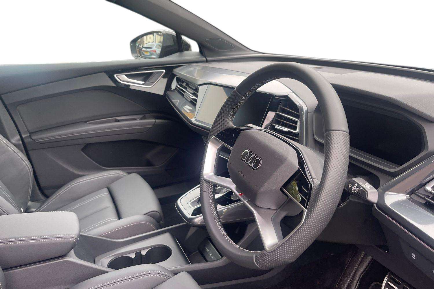 Used Audi Q4 e-tron 2025 for sale - 76746120: Photo 2