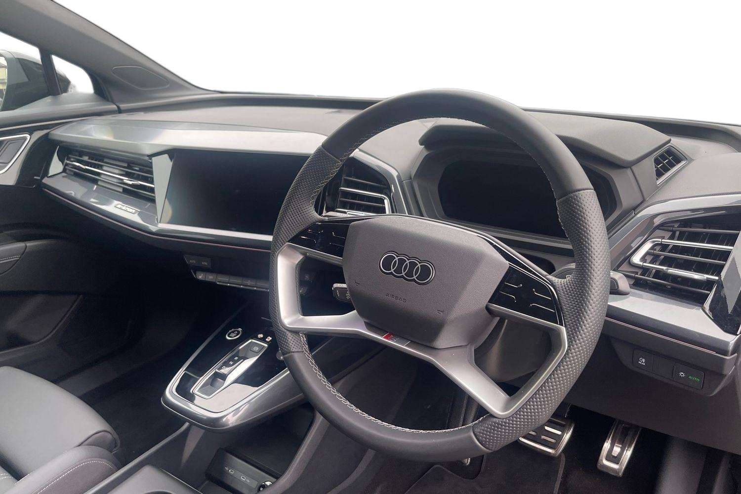 Used Audi Q4 e-tron 2025 for sale - 76746120: Photo 6