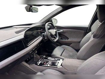 Used Audi Q6 e-tron 2025 for sale - 77239898: Photo