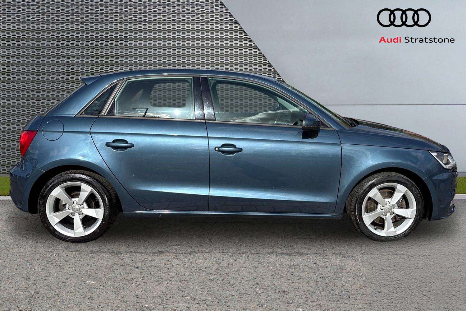 Used Audi A1 2017 for sale - 78037383: Photo 4